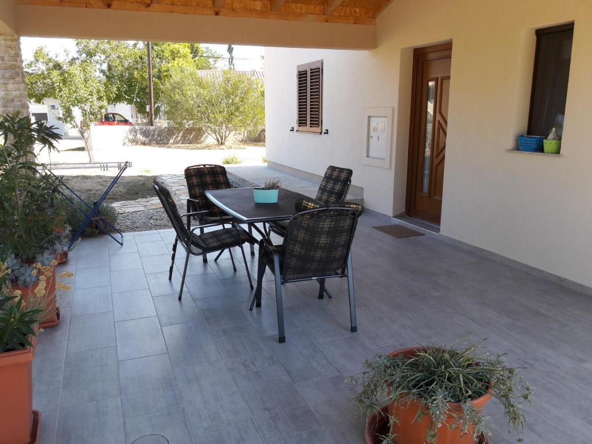 Apartmani Predovan Vrsi Luaran gambar
