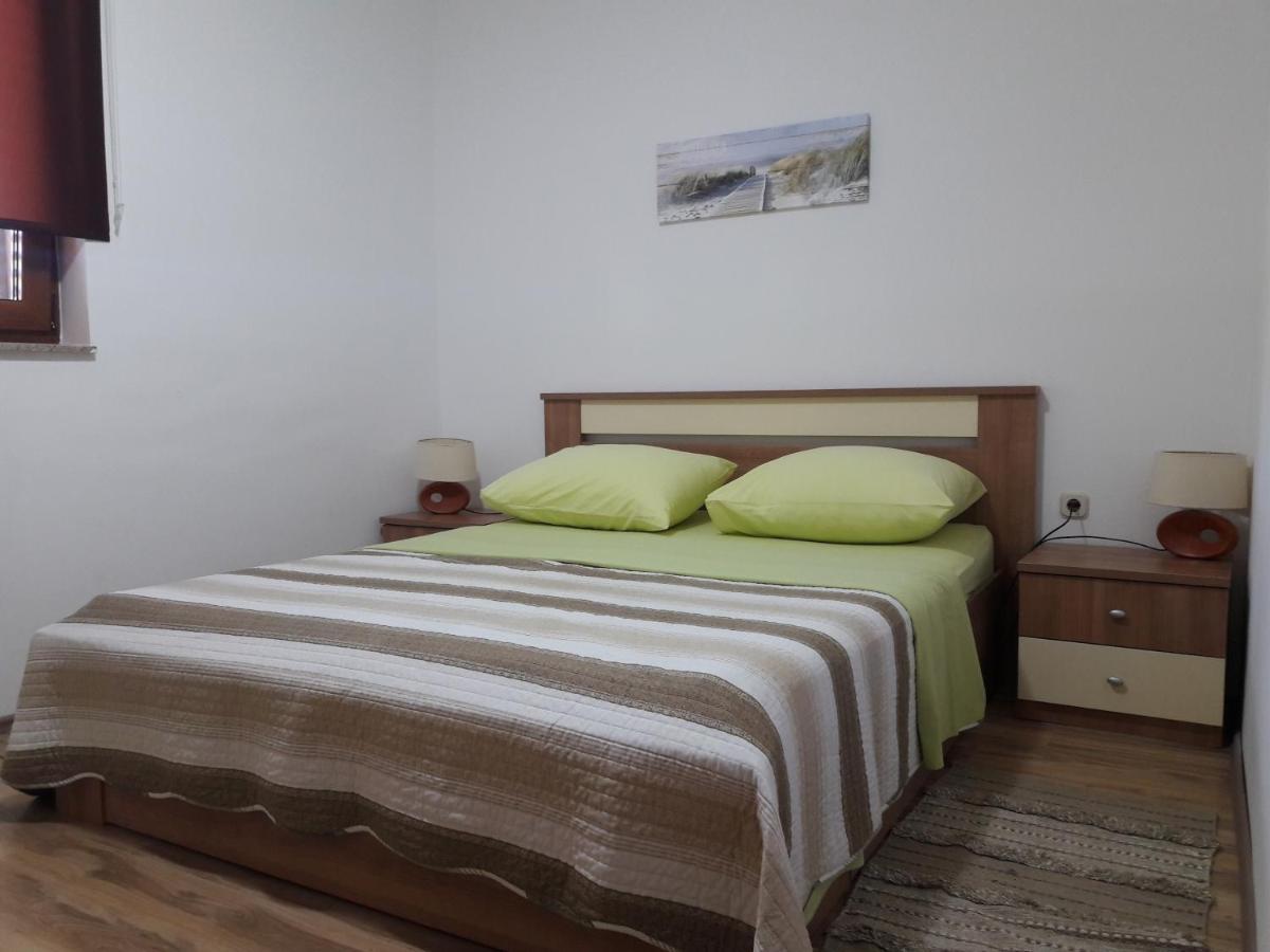 Apartmani Predovan Vrsi Luaran gambar