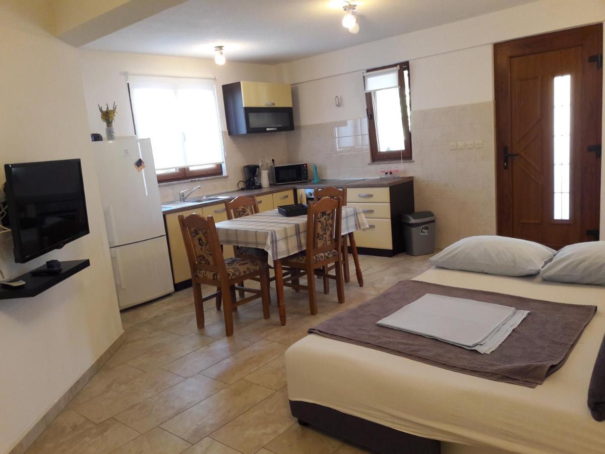 Apartmani Predovan Vrsi Luaran gambar